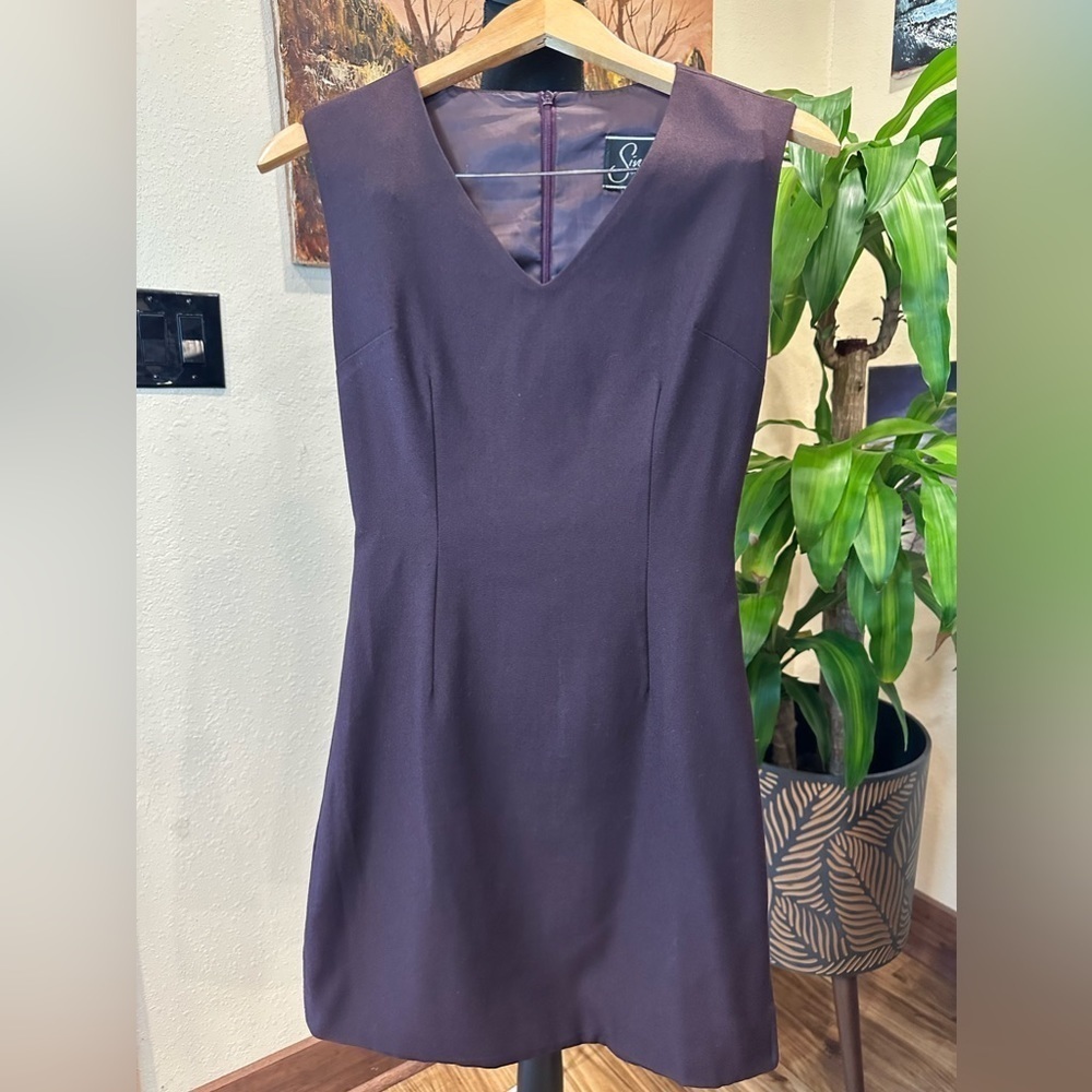 EUC SIN by Morgan Cooper eggplant color mini dress Sz 4